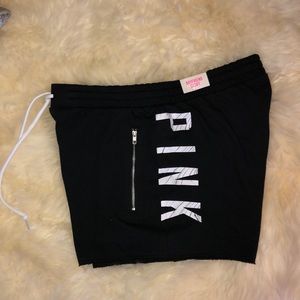 Victoria’s Secret Pink boyfriend shorts NWT